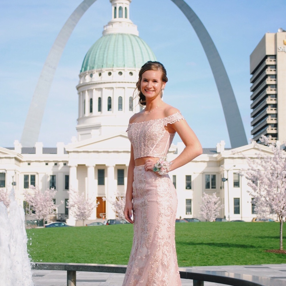 Meet your Posher, Emma